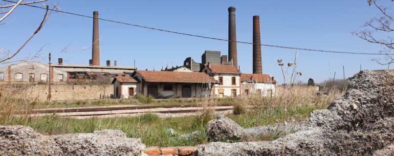 Factory in Penarroya-Pueblonuevo - evaogmalthe.dk wall