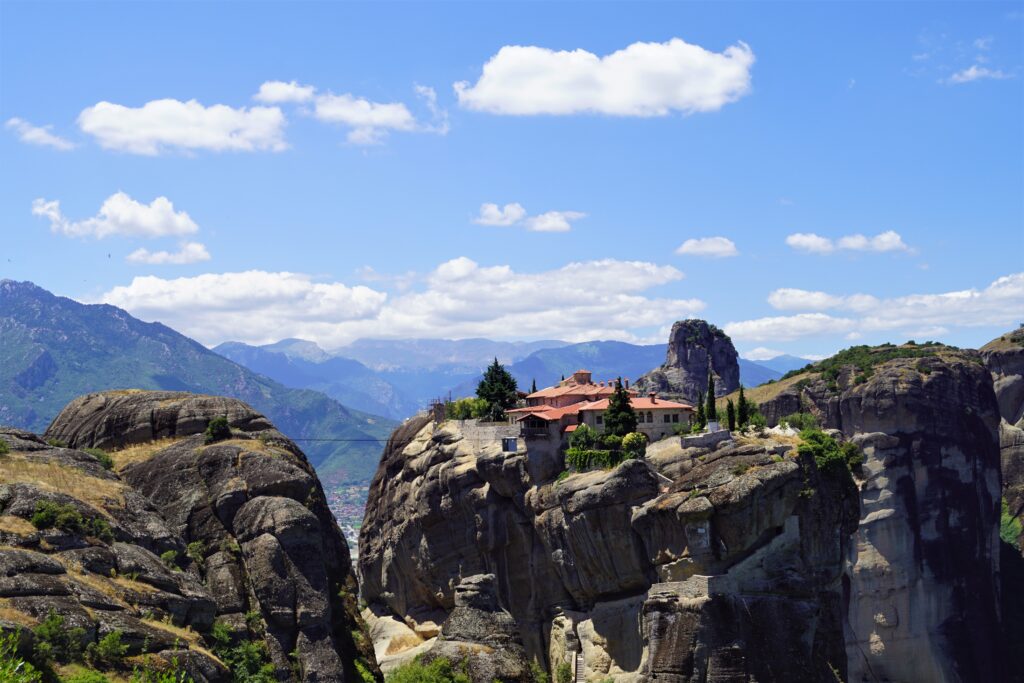 Meteora. For your eyes only 007. Holy Trinity Monastry www.evaogmalthe.dk