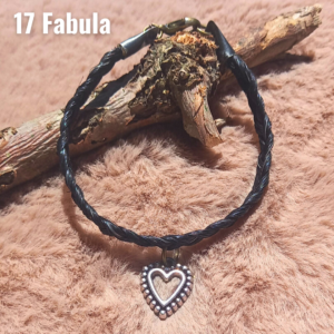 17 Fabula armbånd - Fragt er inkluderet i prisen